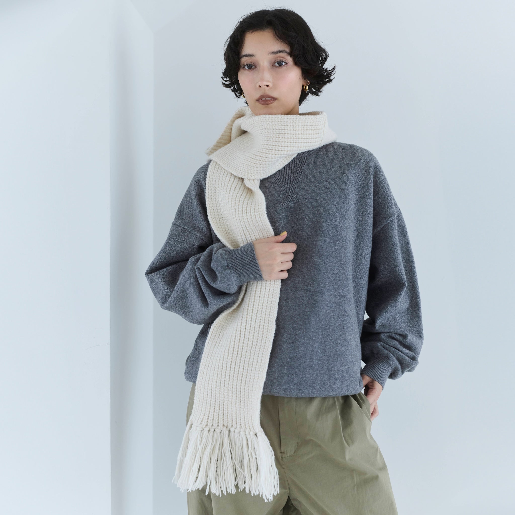 Fringeフーディーマフラー