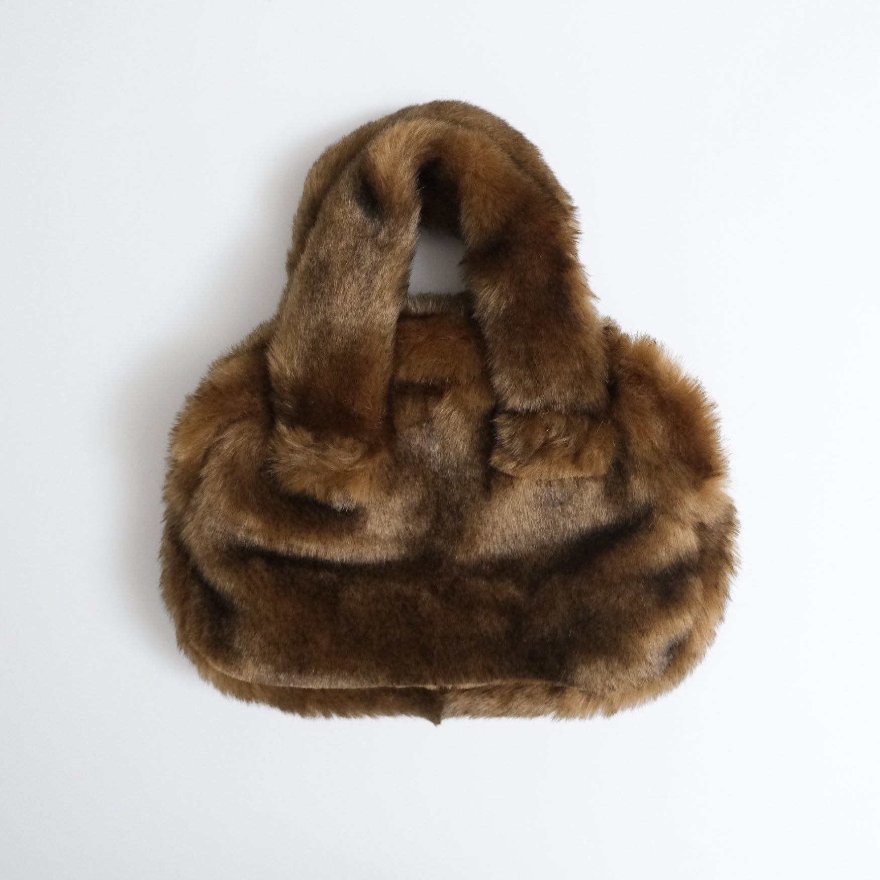 ECO FUR オーバルminiバッグ