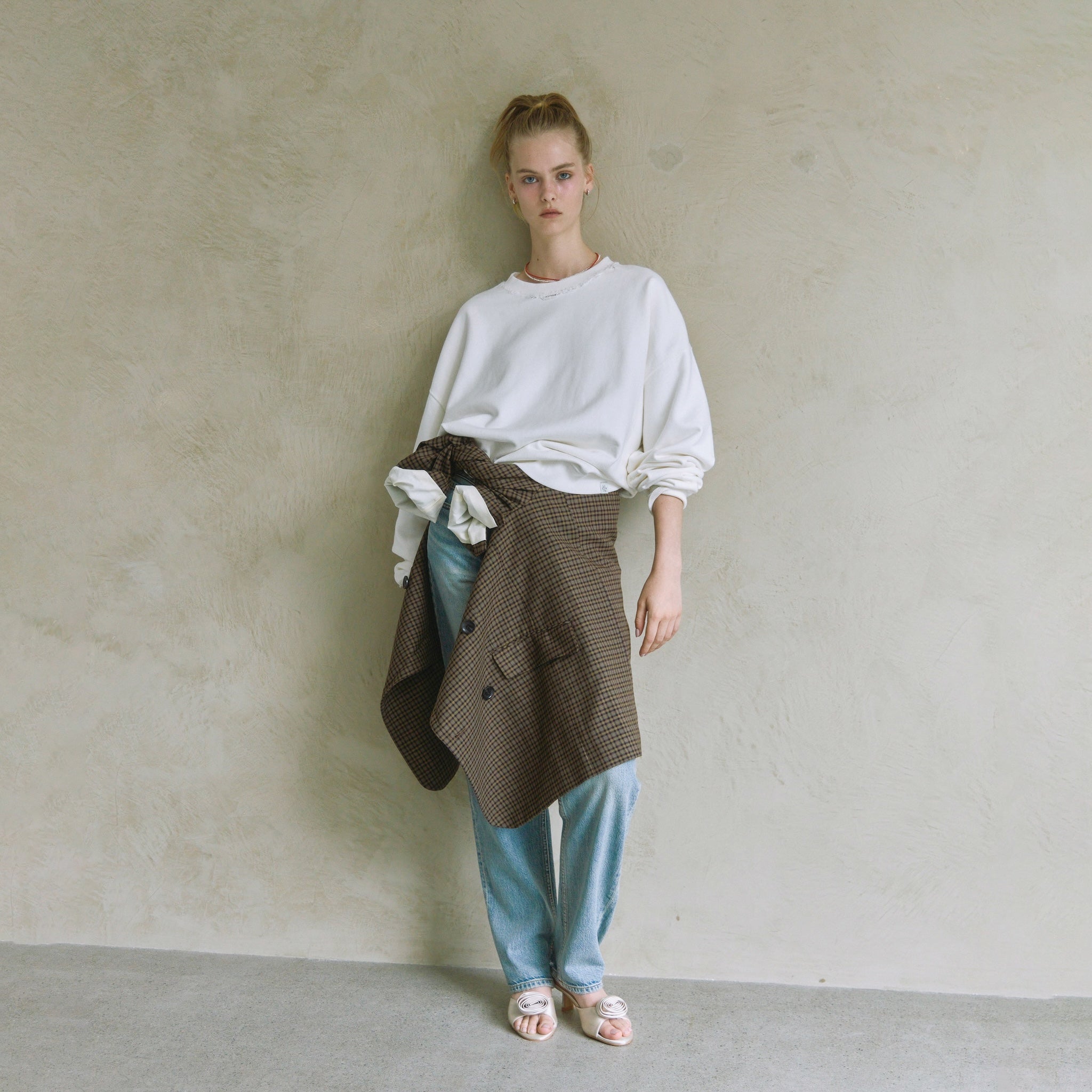 Acid dye distressed sweatshirt pullover