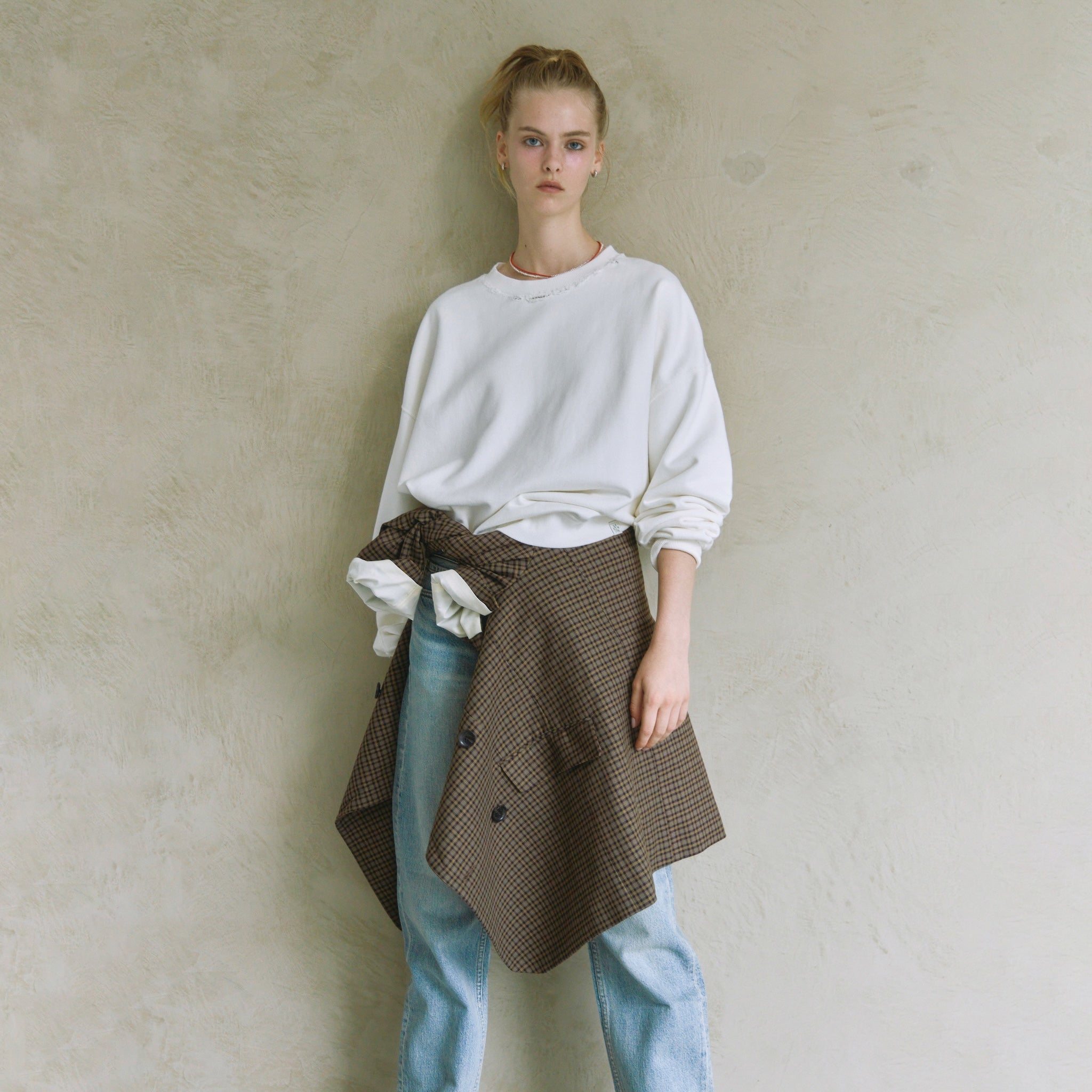Acid dye distressed sweatshirt pullover