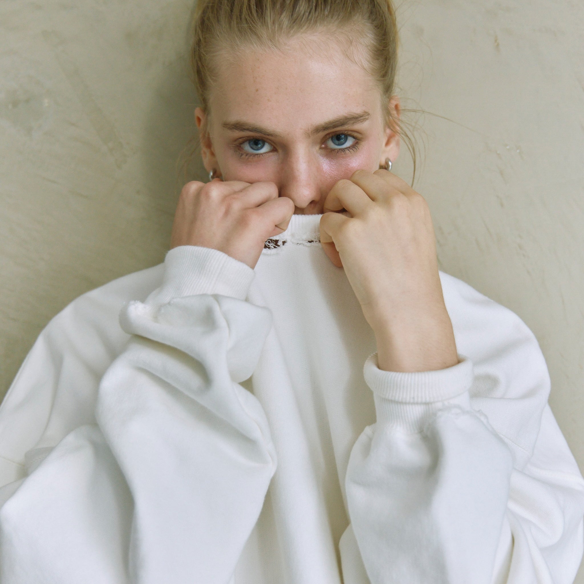 Acid dye distressed sweatshirt pullover