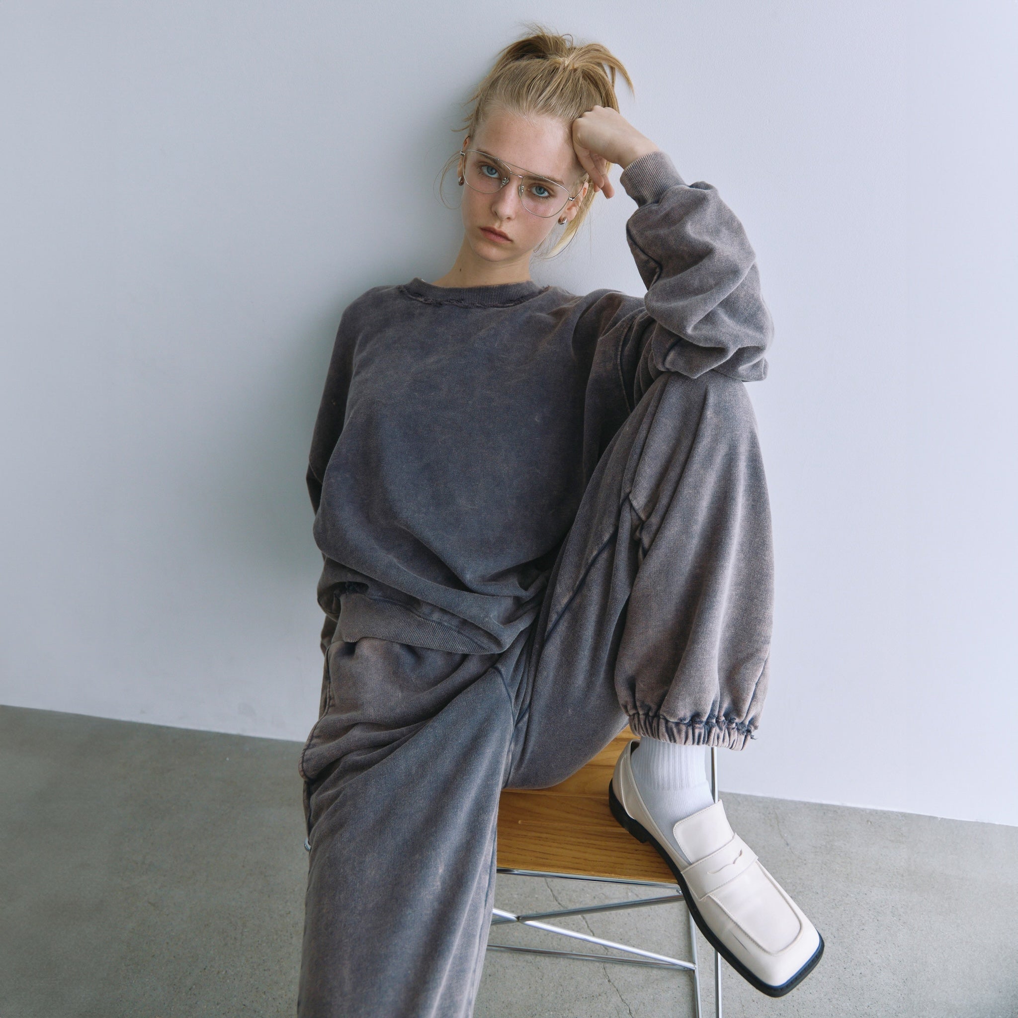 Acid dye distressed sweatshirt pullover