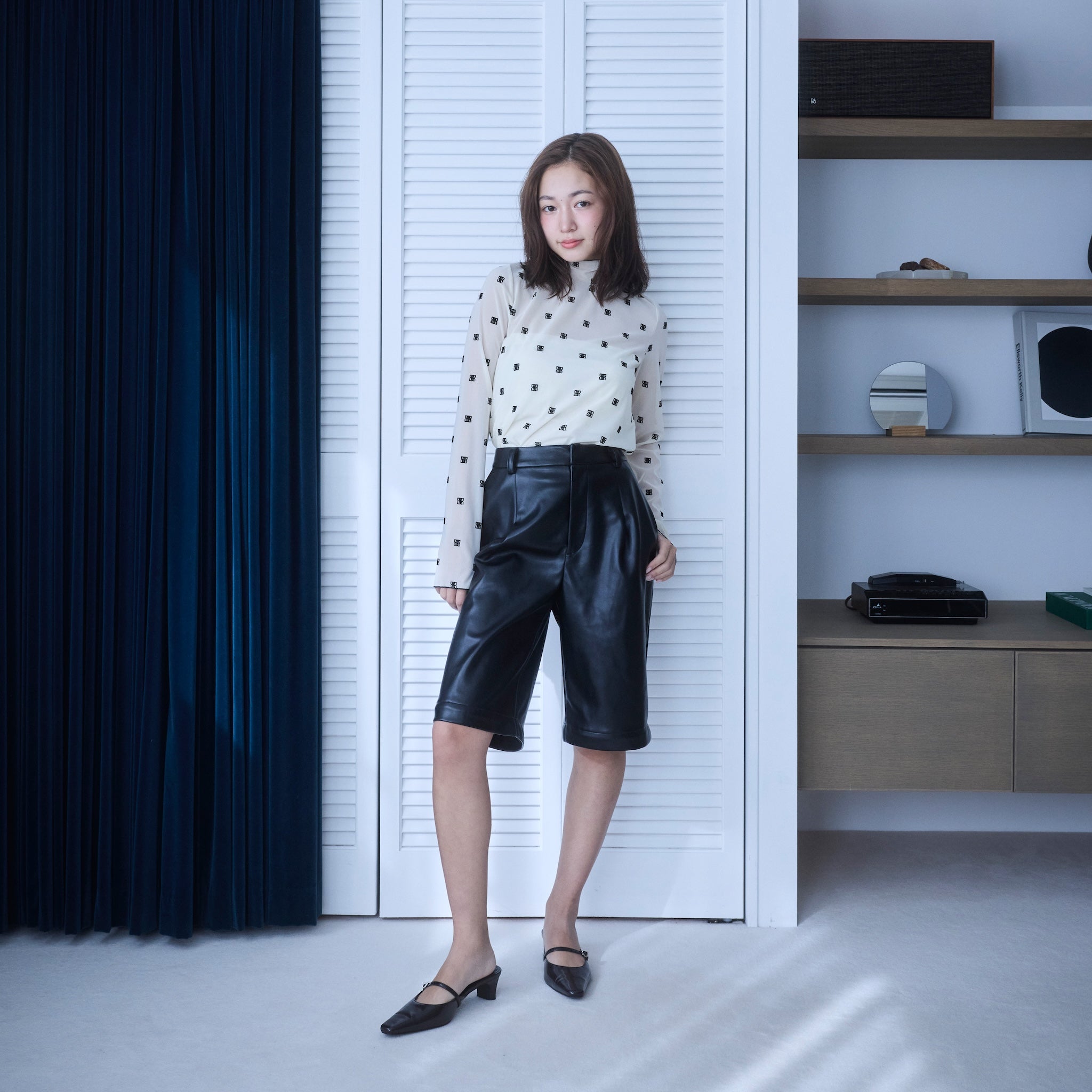 フロッキーMulti Patternハイネックトップス