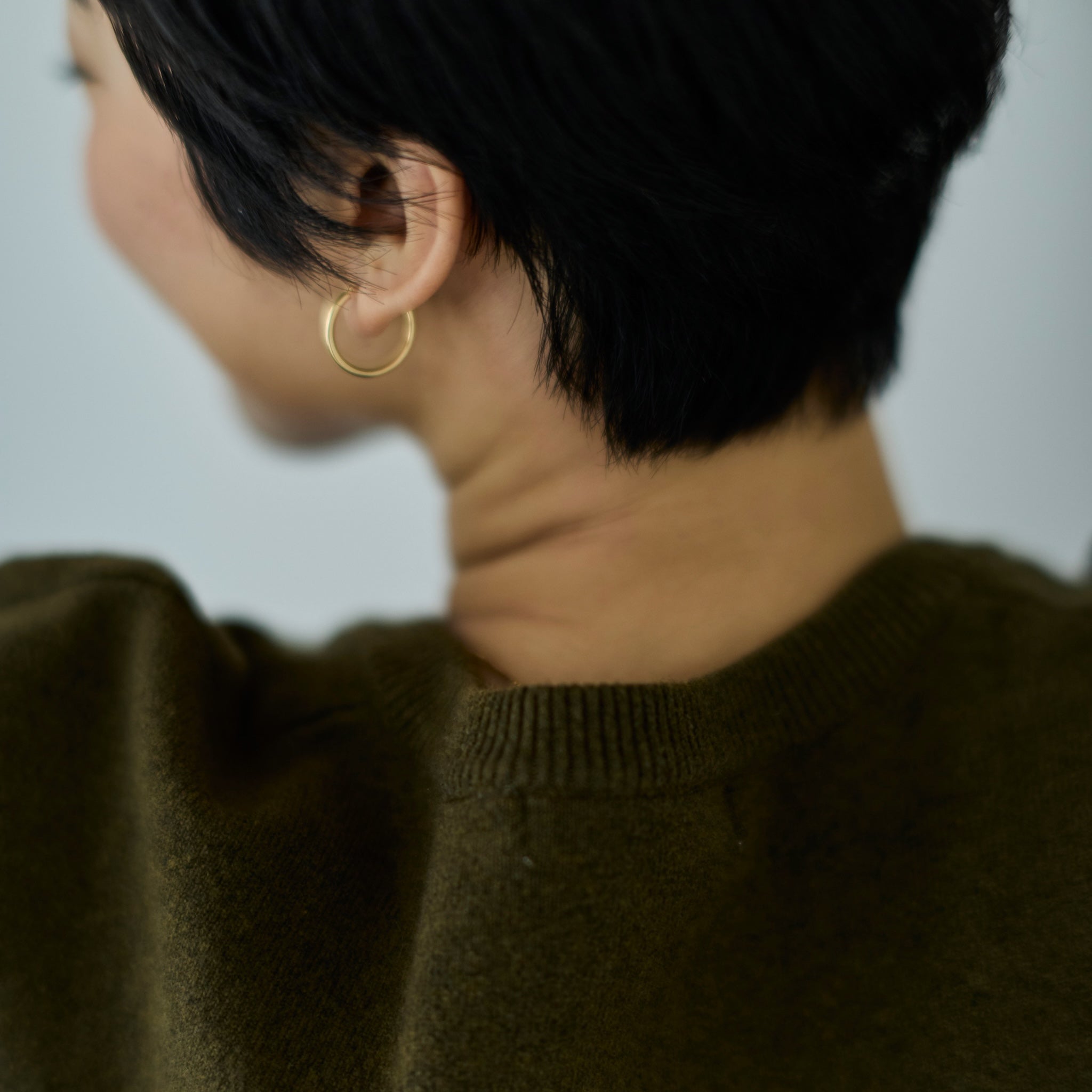 collab Light Sweatlike V-neck Knit