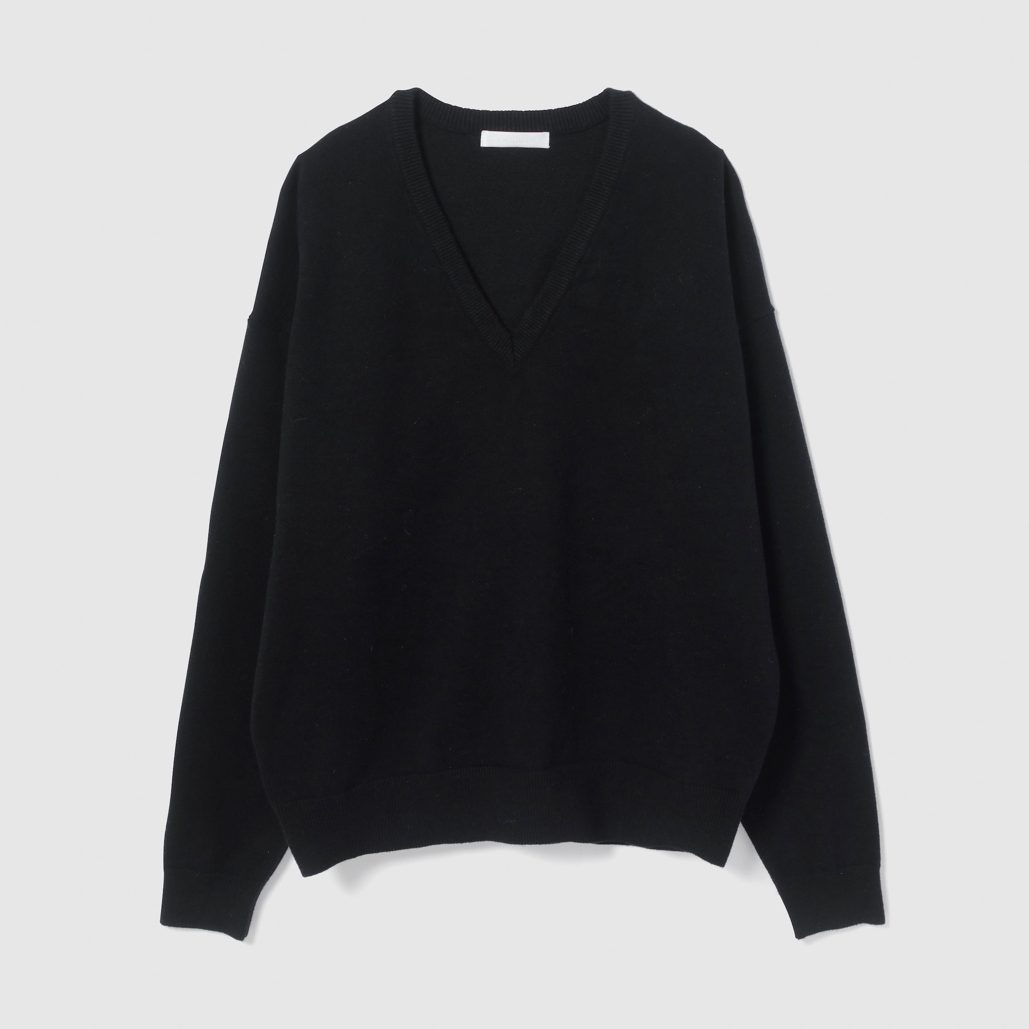 collab Light Sweatlike V-neck Knit