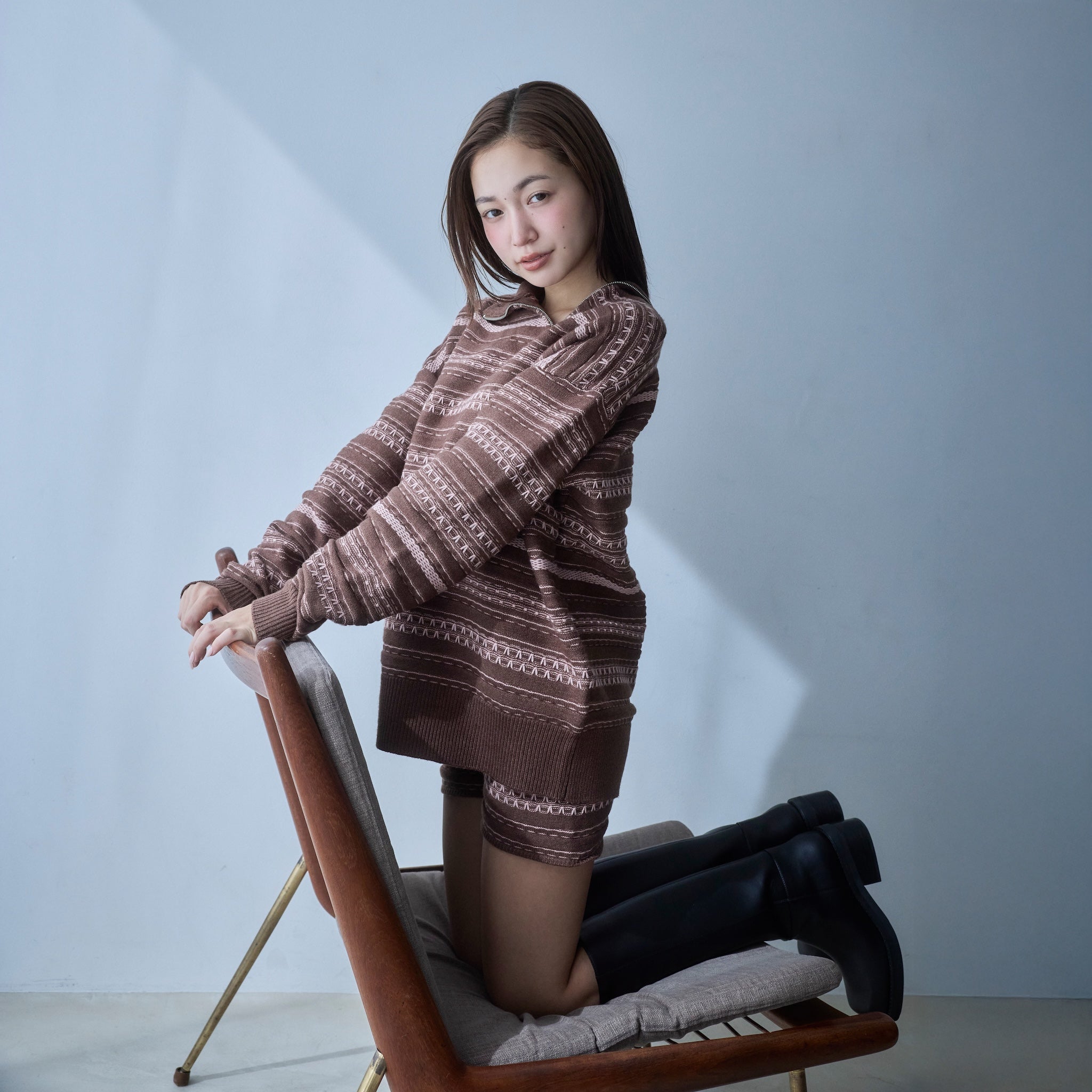 Jacquard knit zip high neck top