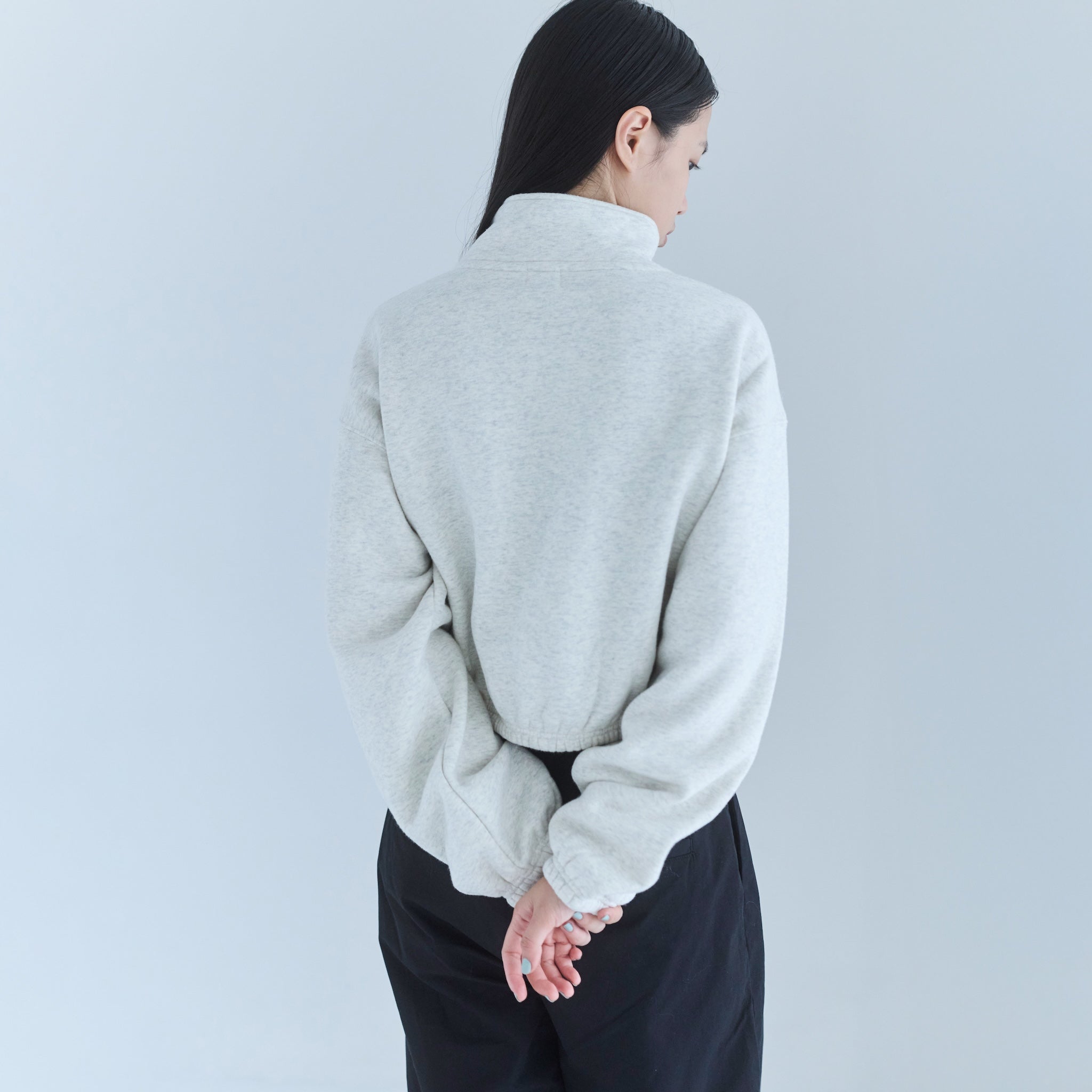 Ribbon Logo Volume Sweat Zip Top