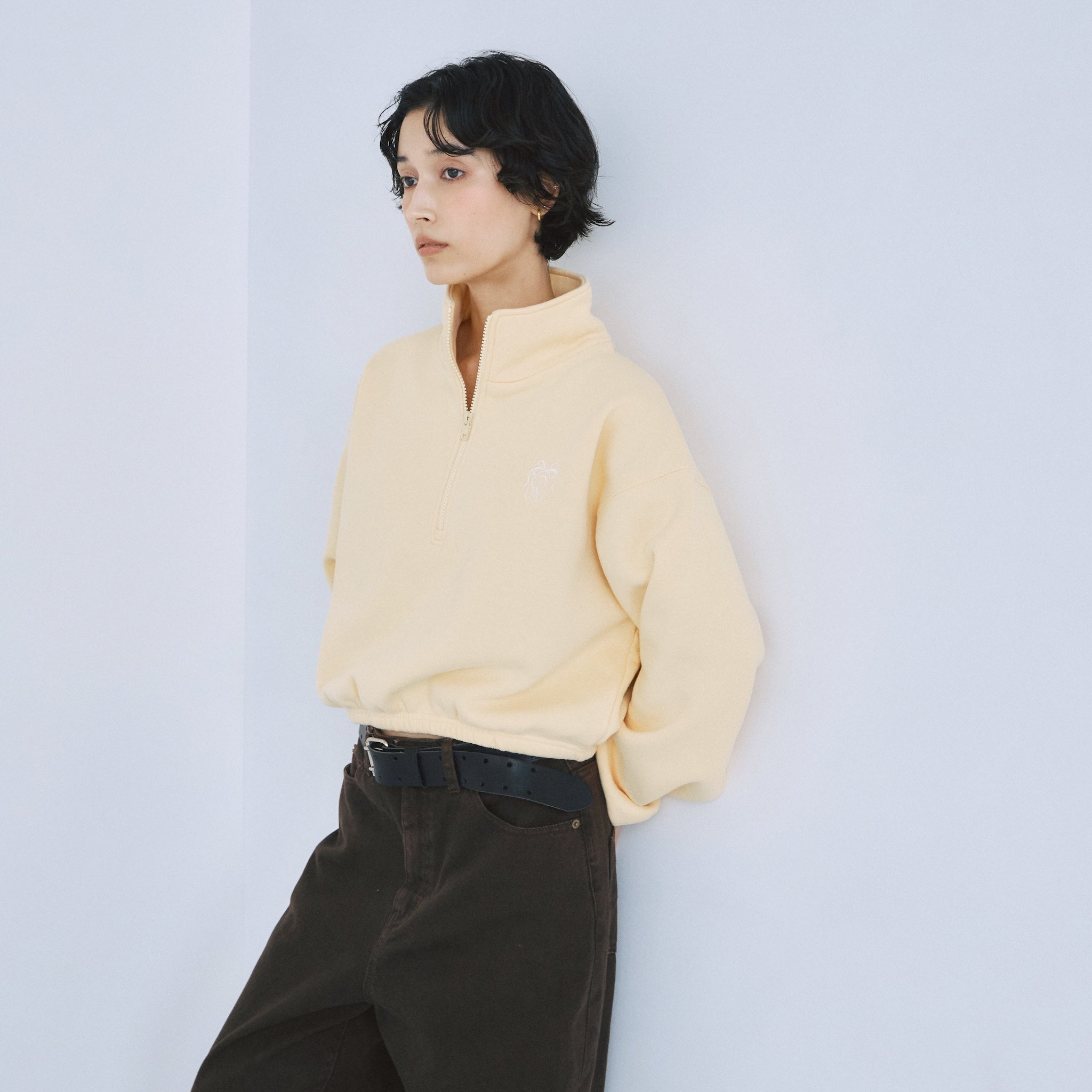 Ribbon Logo Volume Sweat Zip Top