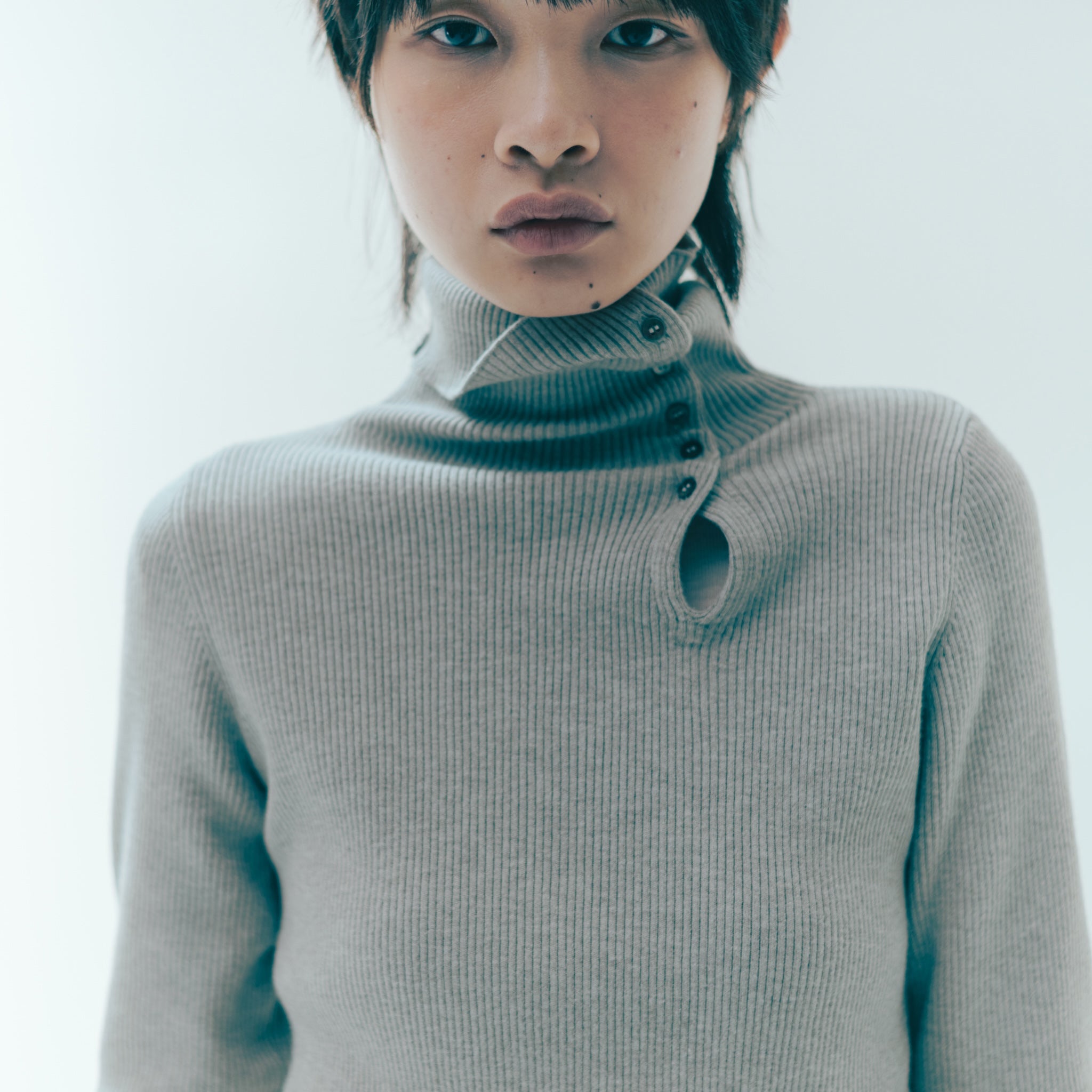 Petitボタンマルチネックニットトップス