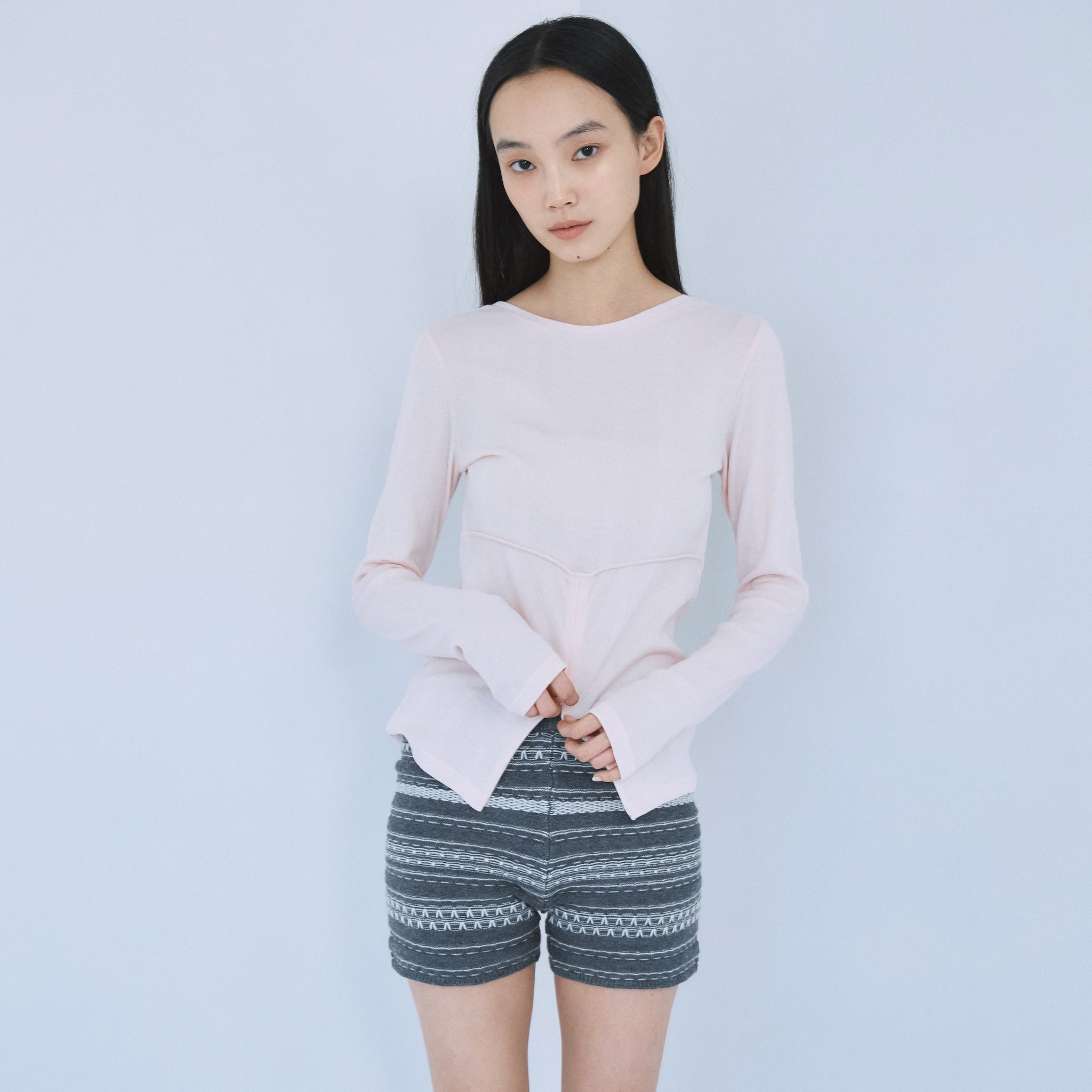 Soft sheerランダムRIB BackOpenトップス