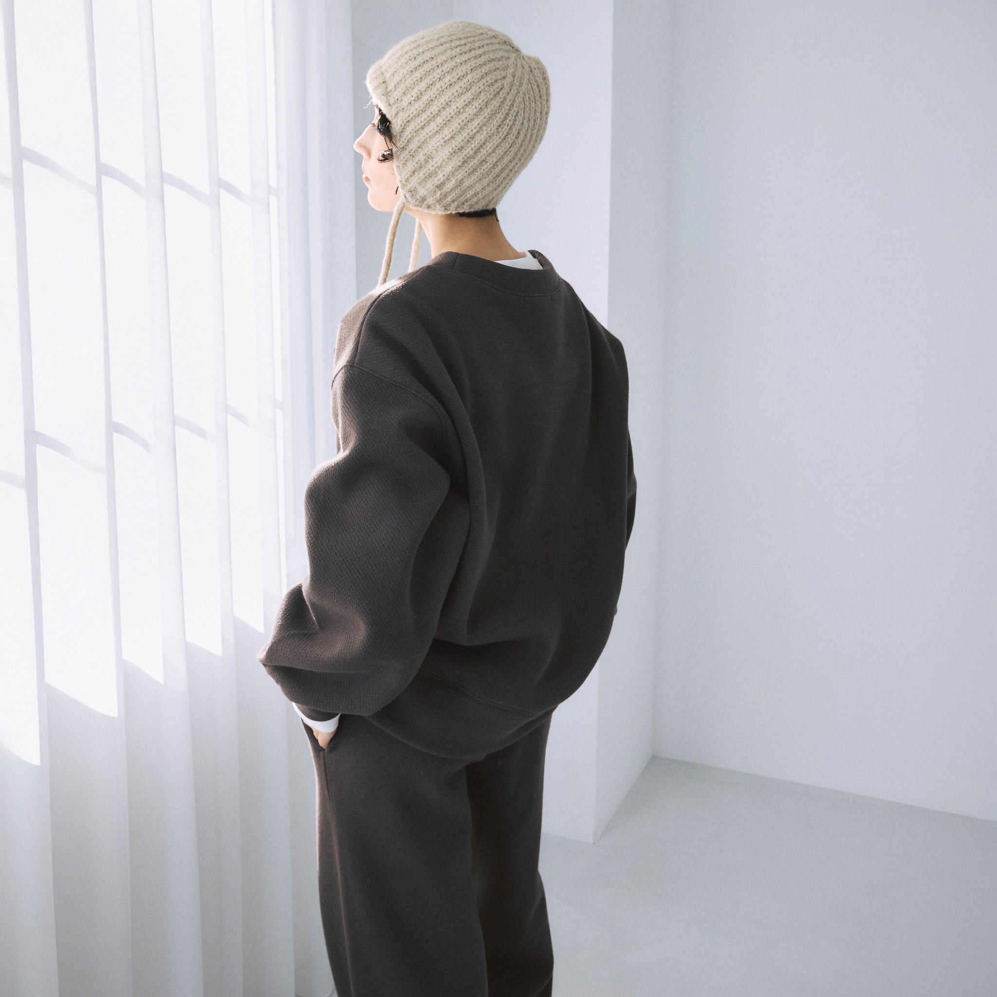 VネックメッシュSweatプルオーバー