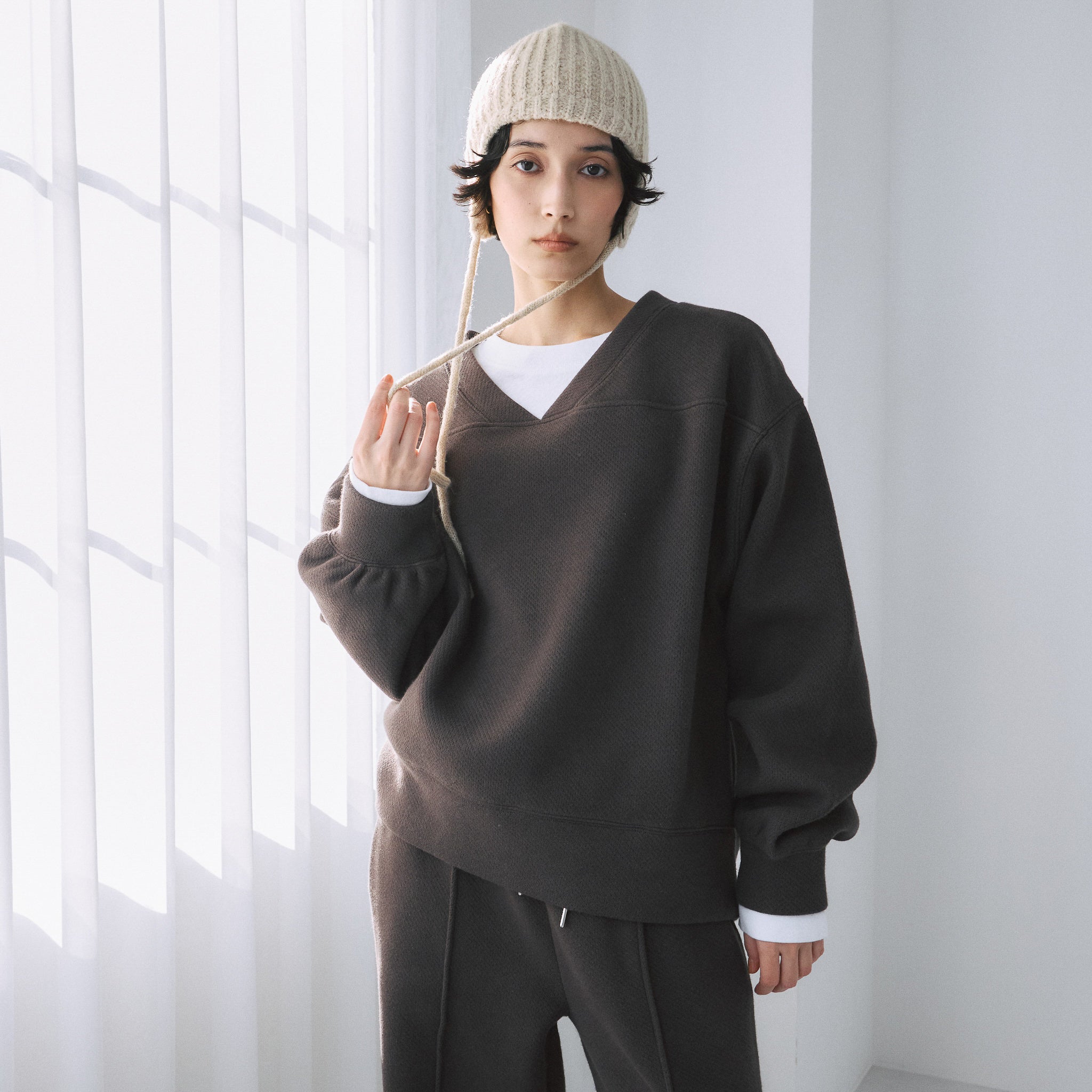 VネックメッシュSweatプルオーバー