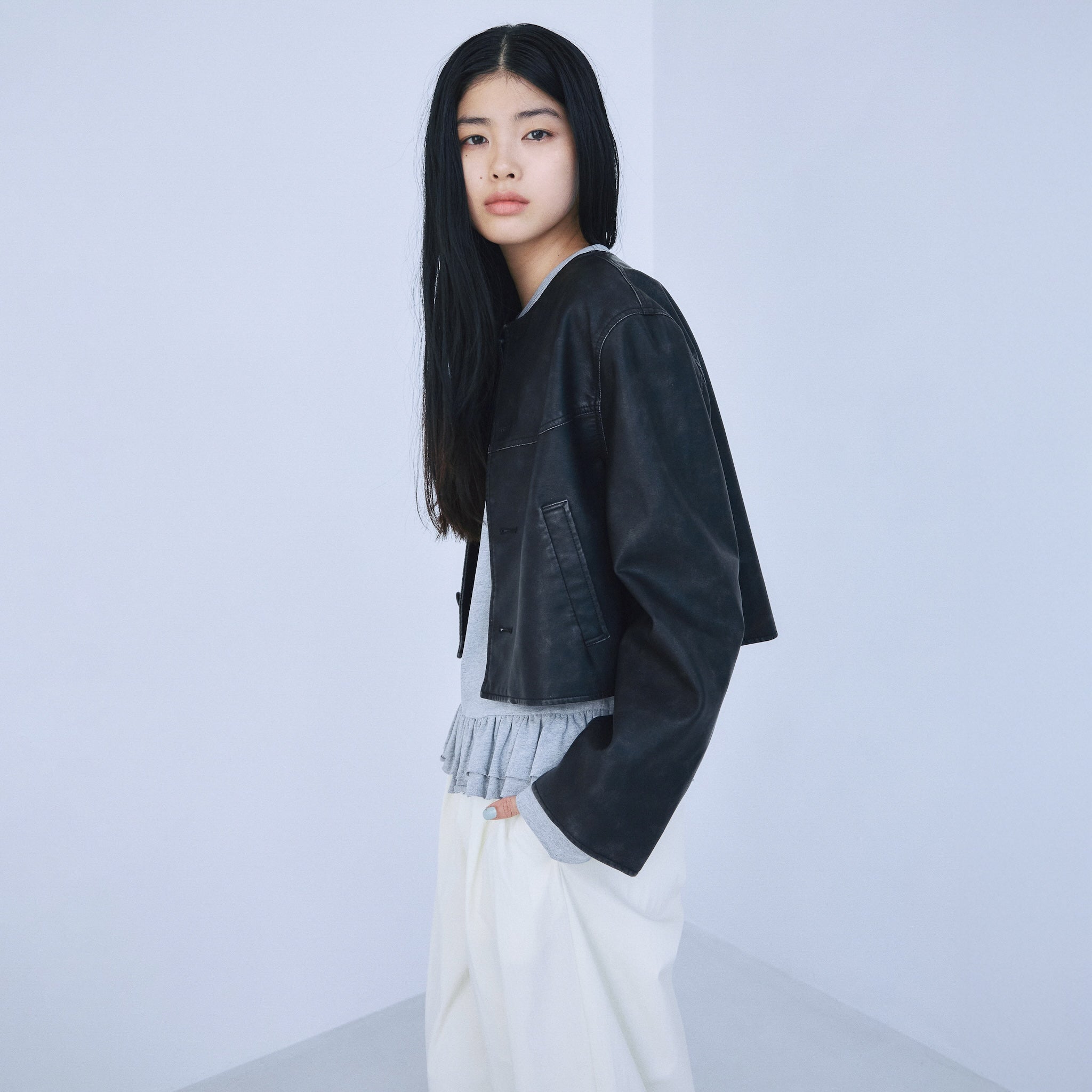 Fake suede collarless jacket