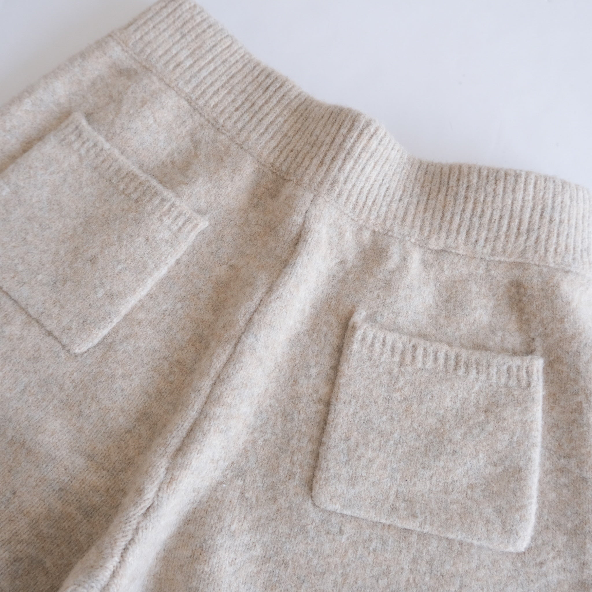 ウールmix ルーズストレートニットパンツ