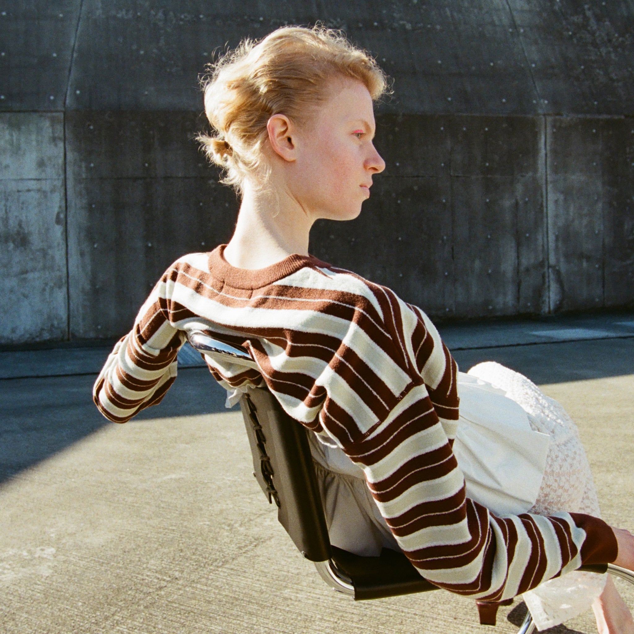 Random Border Crew Neck Knit