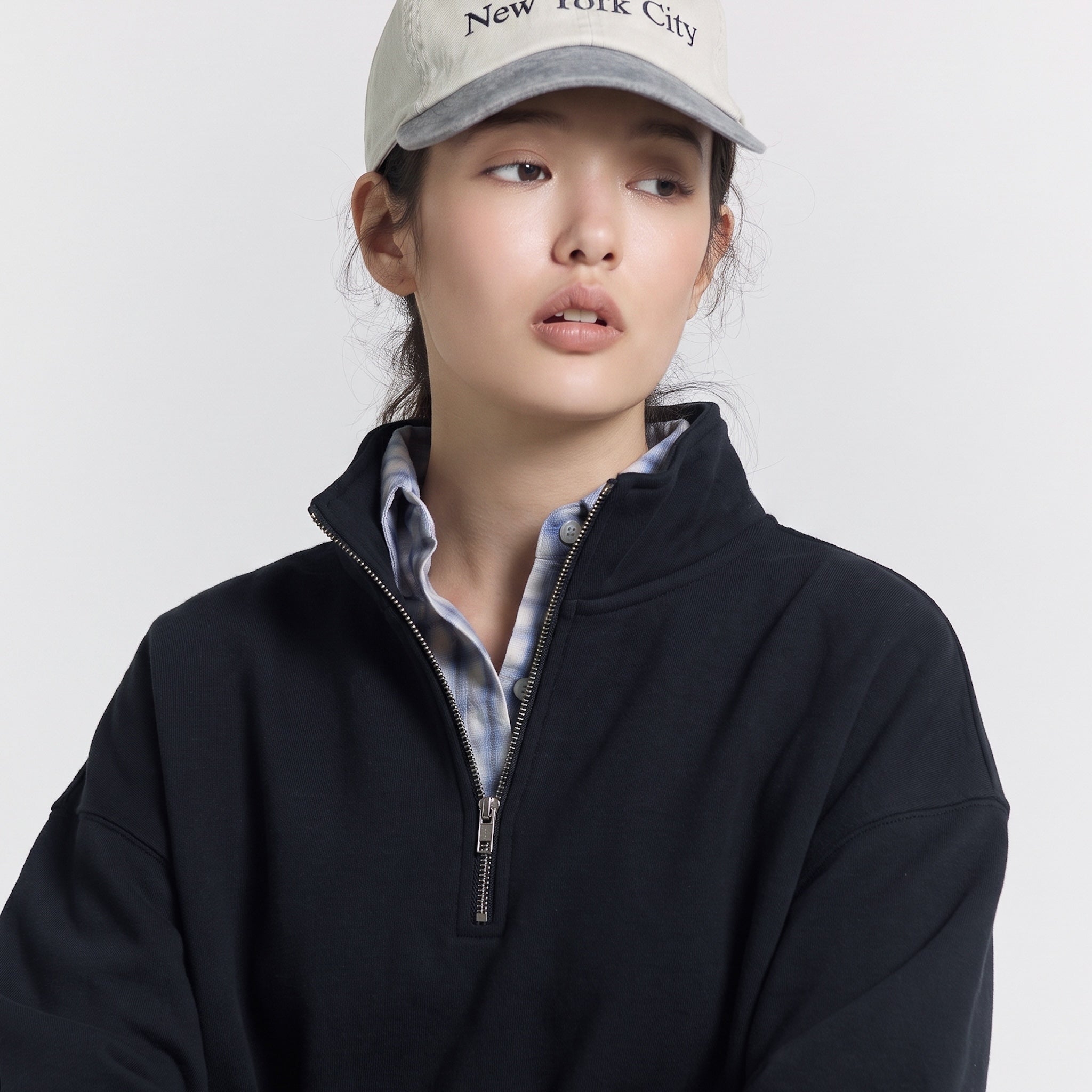 Volume Sweat スタンドカラープルオーバー