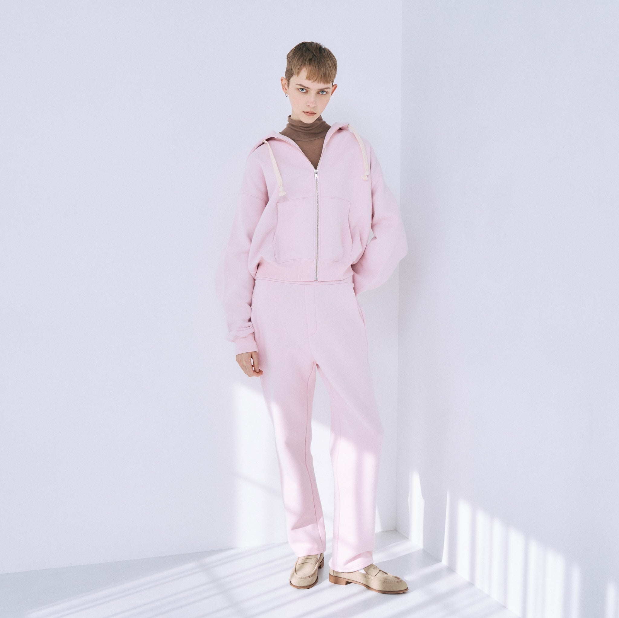 Volume Sweat ストレートパンツ