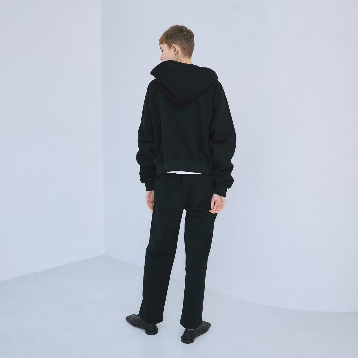 Volume Sweat ストレートパンツ