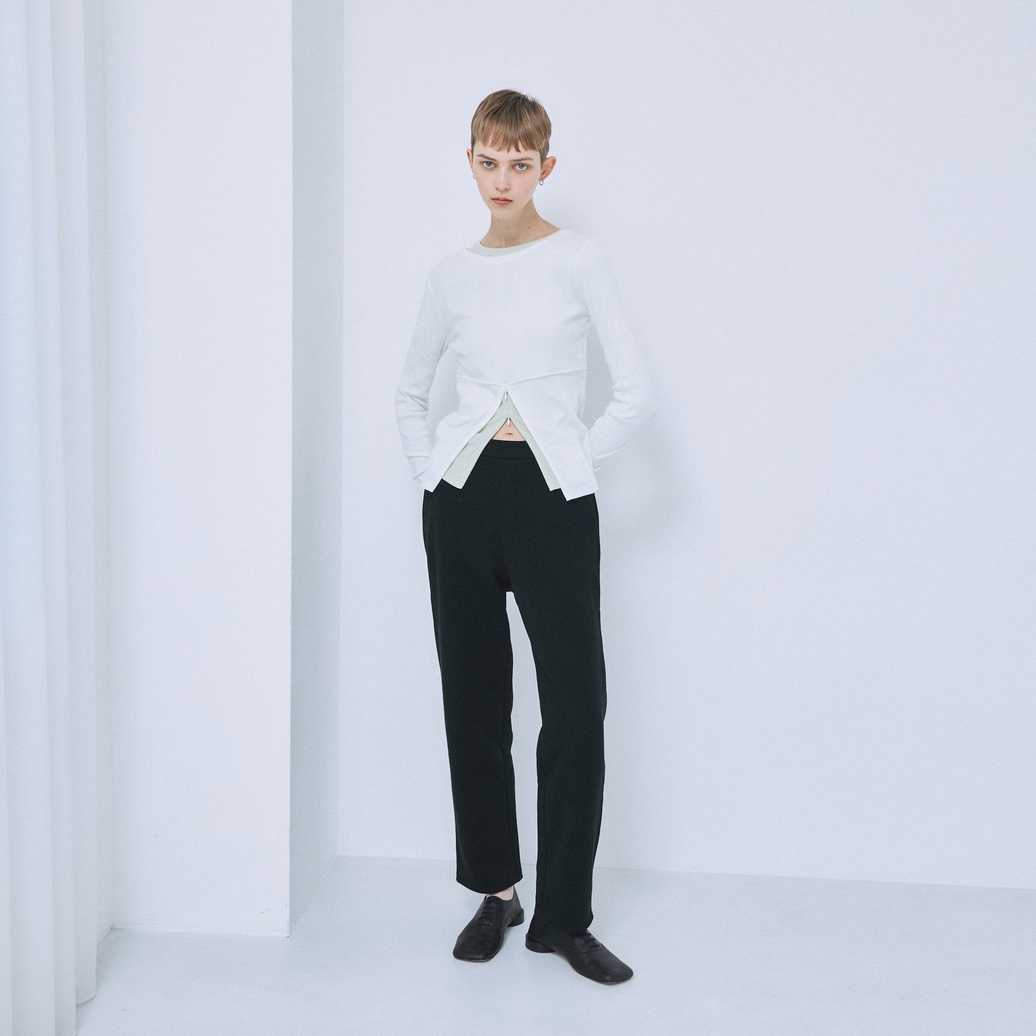 Volume Sweat ストレートパンツ