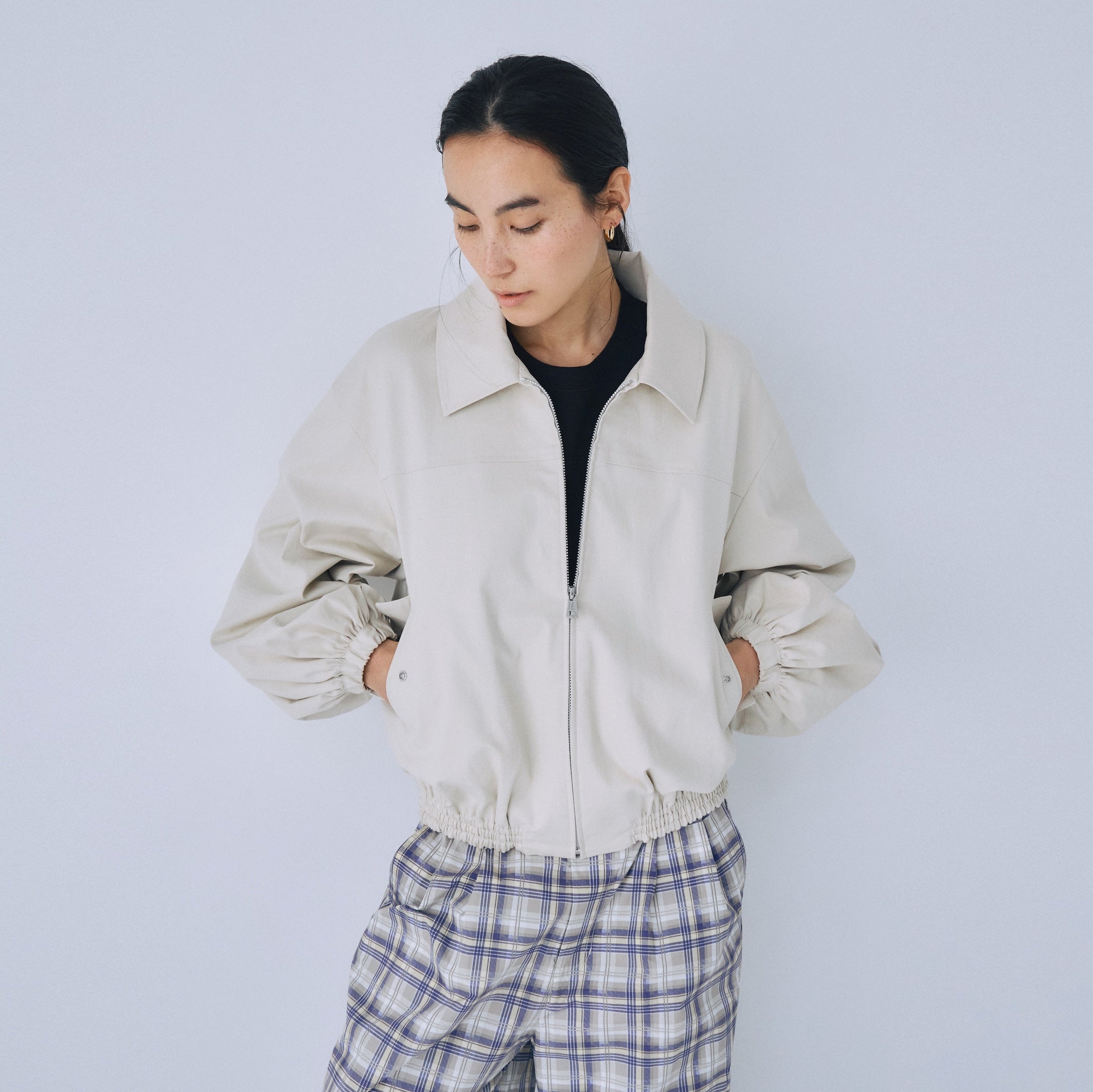 Round sleeve curvy blouson