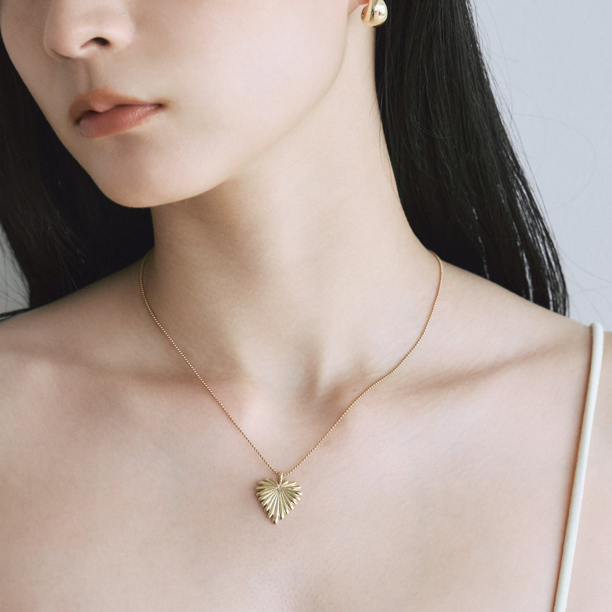 Leaf Heart Chain Necklace