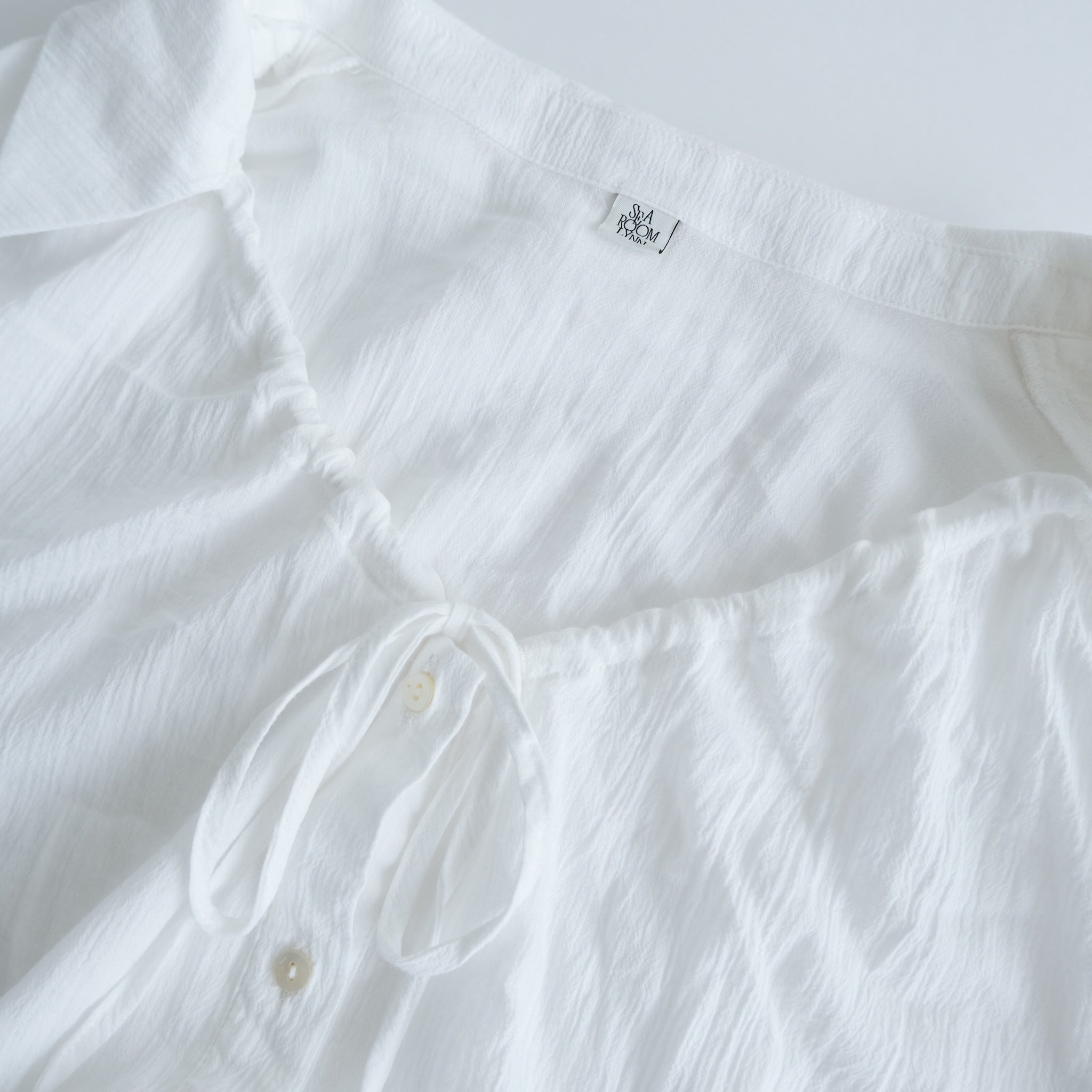 Crinkle finish Ribbonシャツ