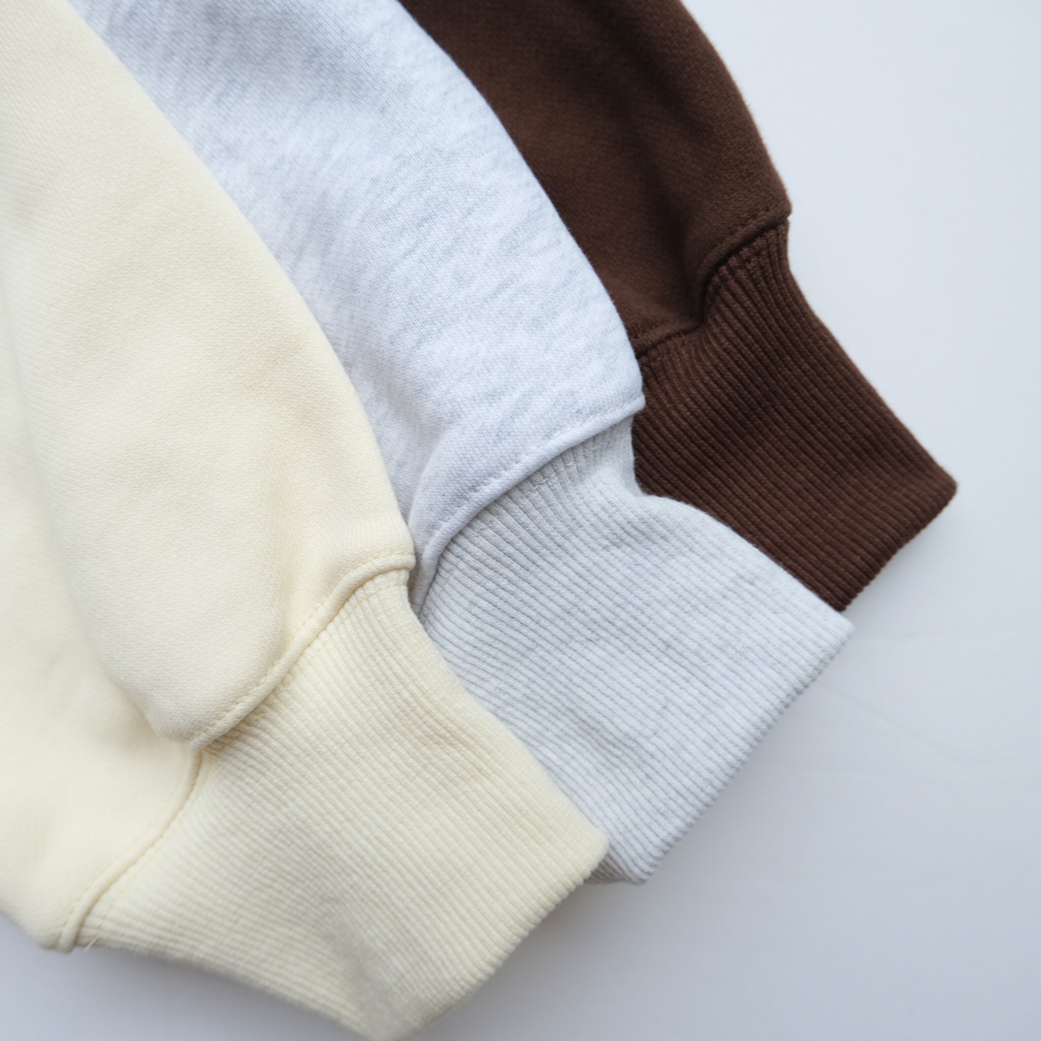 TENNIS CLUB ラグランスウェット