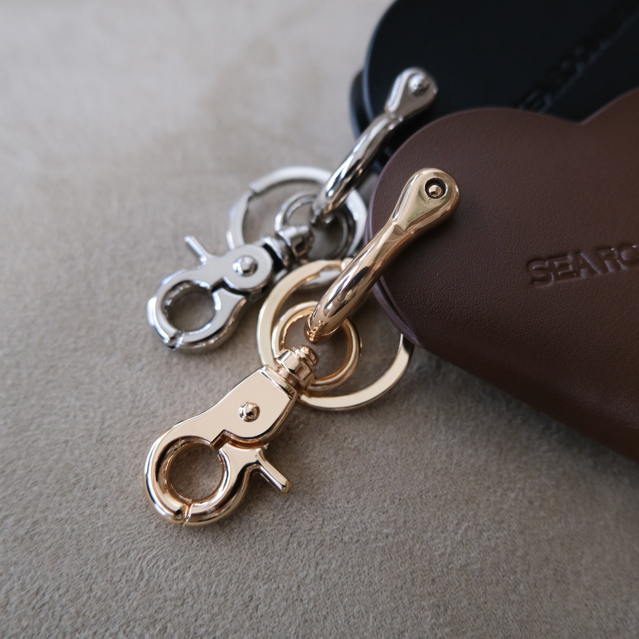 HEART LEATHER KEY RING