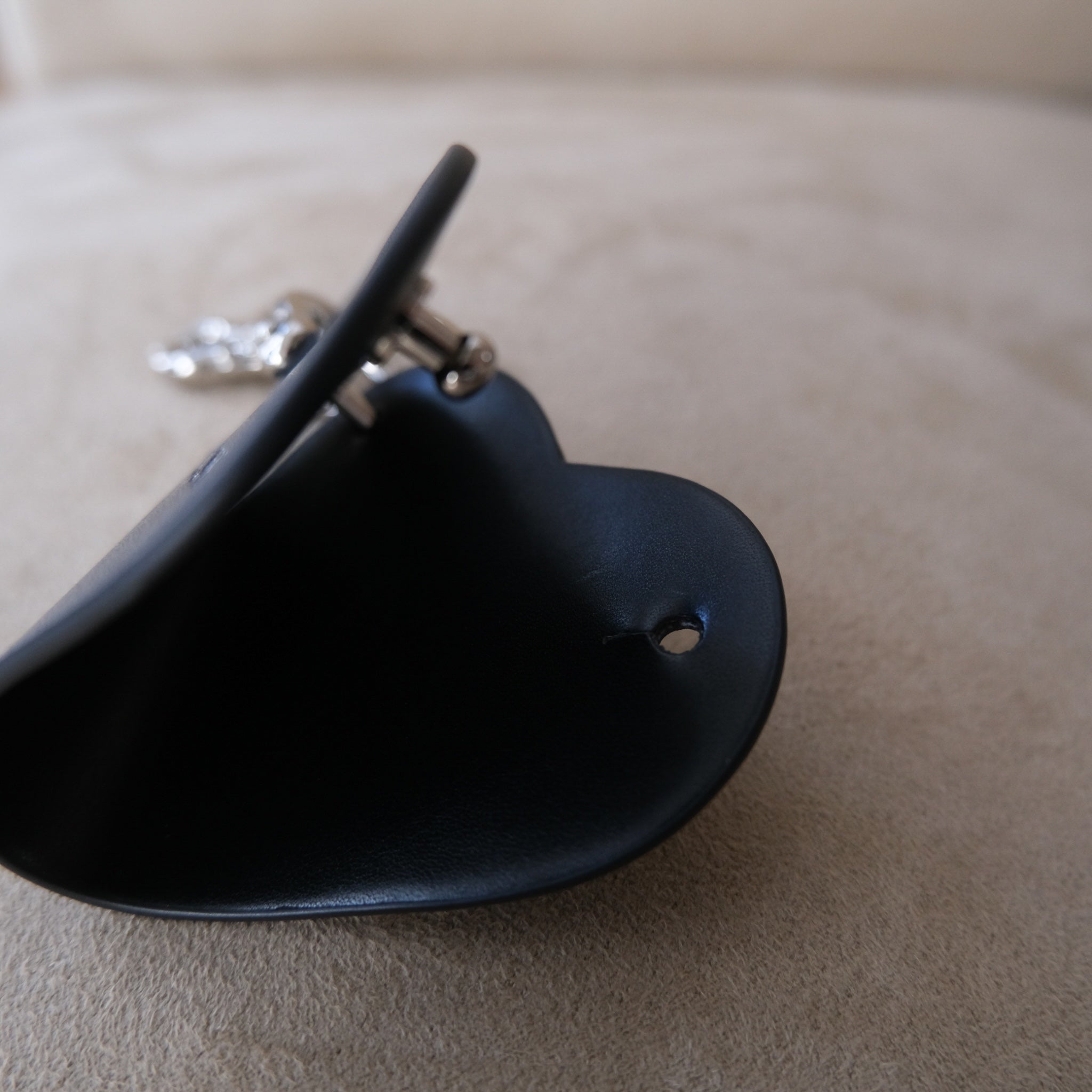 HEART LEATHER KEY RING