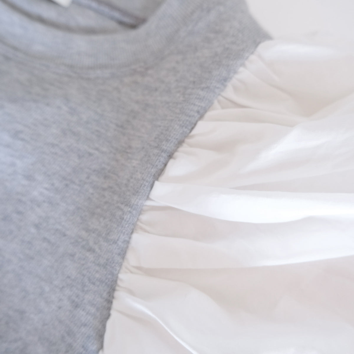 Gathered Puff Sleeve Paneled Top