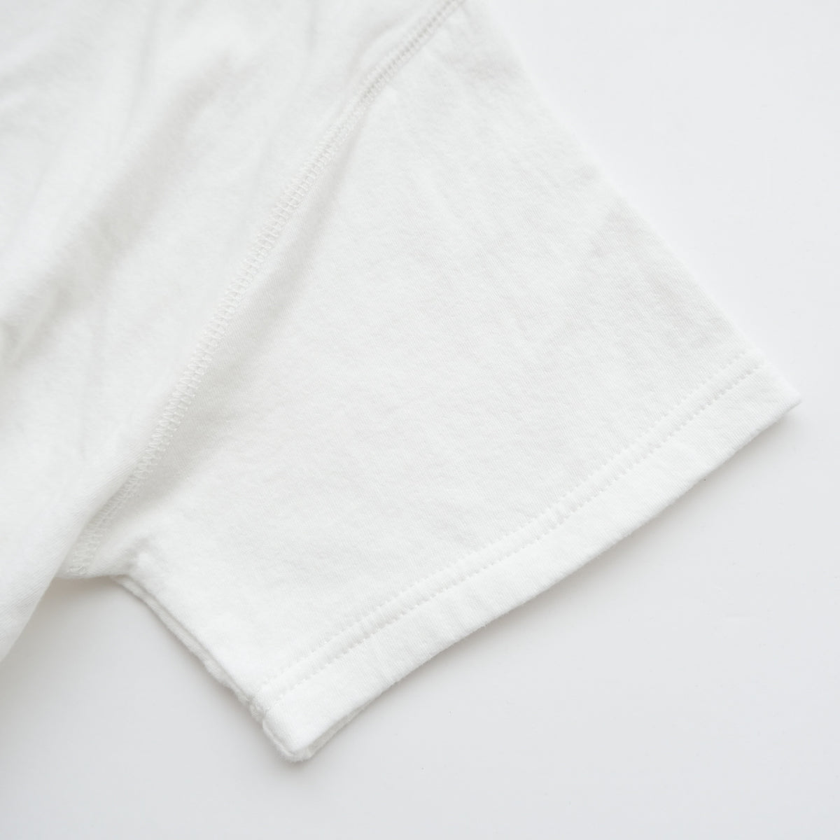 C/2FACE Crew neck MEDIUM T-shirt