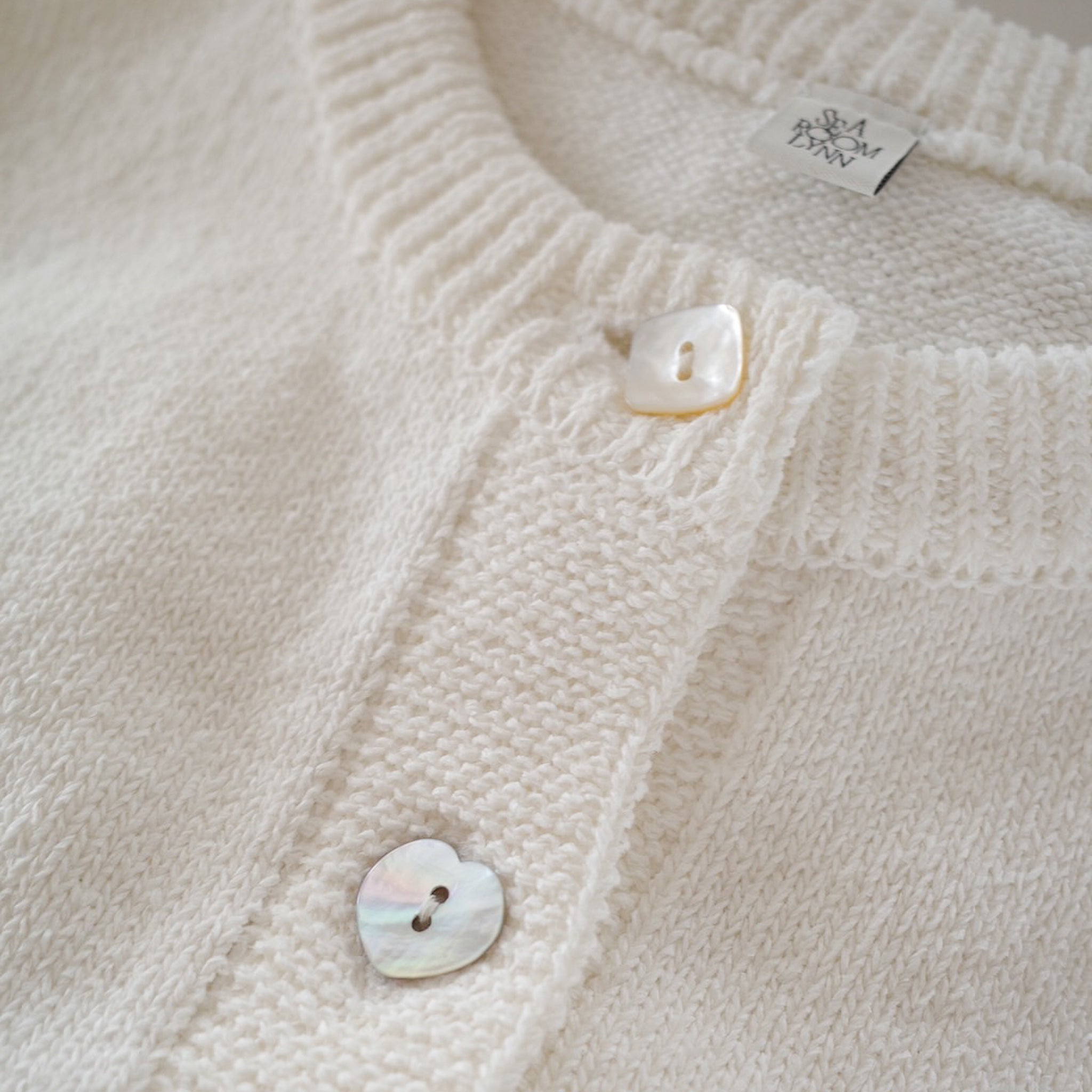 PAPER KNIT MULTI BUTTON CHIBI VEST